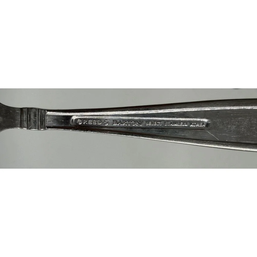 Reed & Barton Select Celebration 5 Dinner Spoons Stainless China Table Spoons